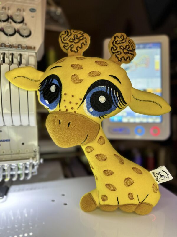 Computer Embroidery Mascot -032 Giraffe